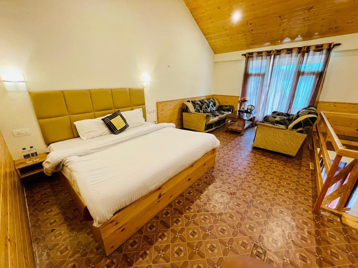 4 Bedroom Private Apartment With Kitchen Manāli Esterno foto